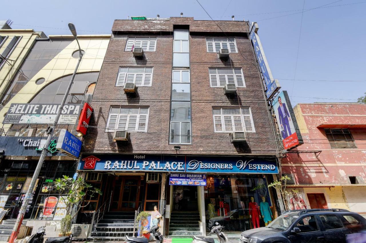 Rahul Palace By Golden Tree Near Metro Station And Ajmal Khan Market New Delhi Exteriör bild